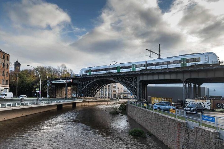 Nach zwei Jahren Streit scheint die Rettung des Chemnitztal-Viadukts in
greifbarer Nähe. Die Landesdirektion will das Bauwerk erhalten.
