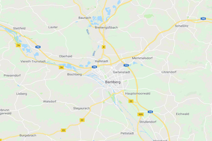 Die Polizei hat auf der A73 bei Bamberg eine Frauenleiche in einem Auto gefunden.