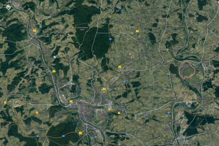 Bei der Durchsuchung der Wohnung des Mannes in Nordheim am Main fand die Polizei neben einer geringen Menge Marihuana auch funktionstüchtige Teile eines Maschinengewehrs.