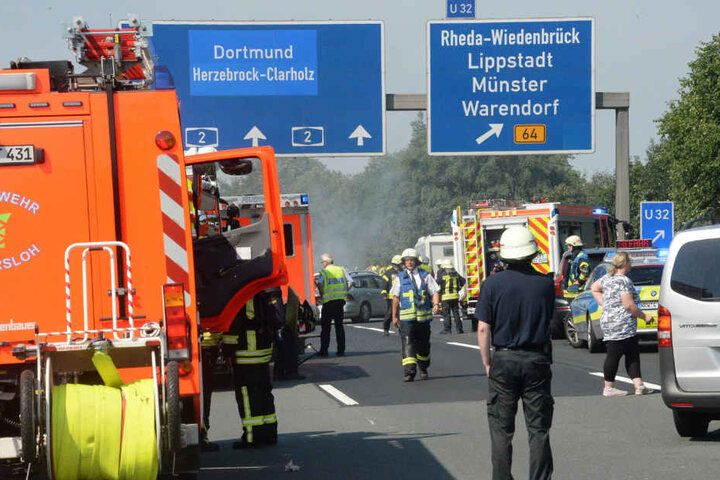 Etliche Rettungskräfte waren vor Ort.