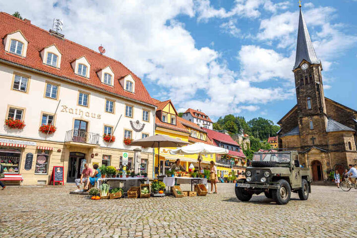 Der Wehlener Marktplatz verwandelte sich im vergangenen Sommer für mehrere Tage in das Filmset des Rangers.