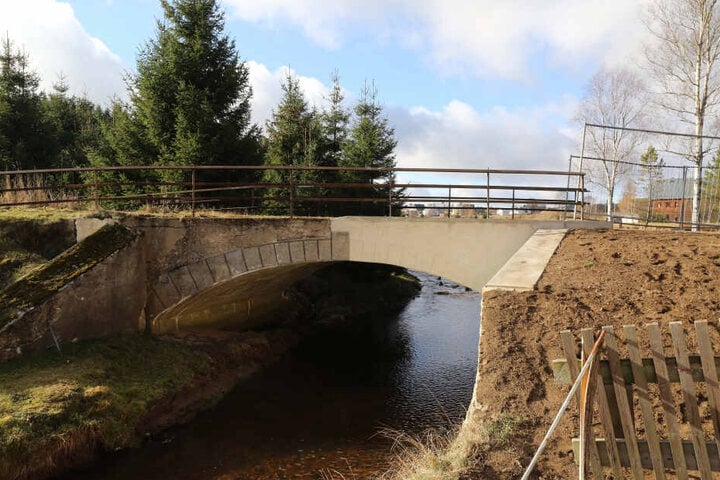 Die Grenzbrücke von Kühnhaide schaffte es auch in die Sendung "Extra 3".