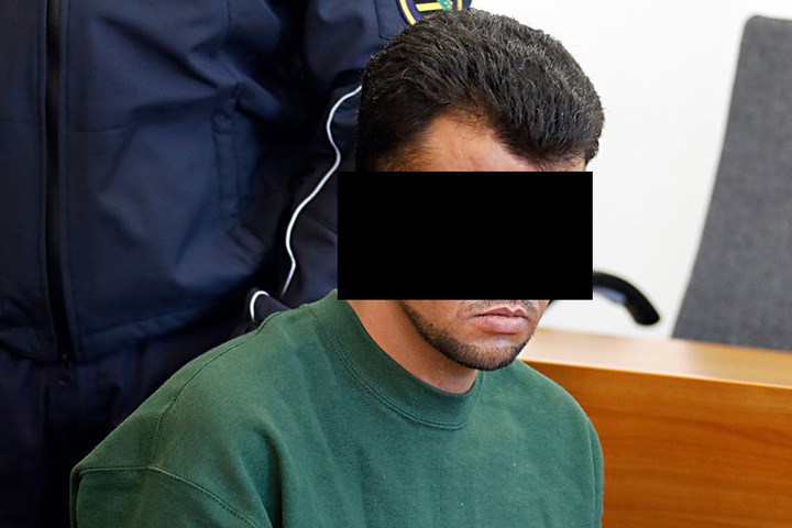 Der 31-jährige Pakistaner steht nun wegen versuchten Mordes vor Gericht.