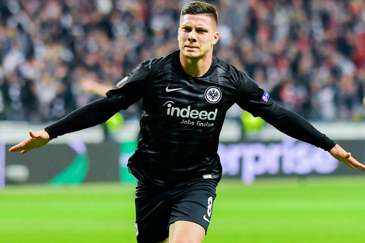 Luka Jovic von Frankfurt jubelt über das Tor zum 1:0 beim Europa-League-Spie gegen Chelsea am 2.5.2019.