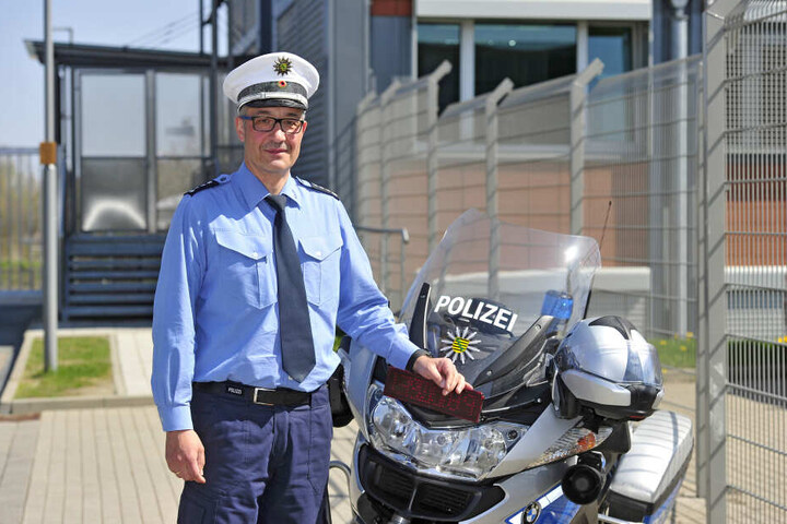 Erster Polizeihauptkommissar Sven Krahnert (50) fordert schnelleren Führerscheinentzug für Raser.