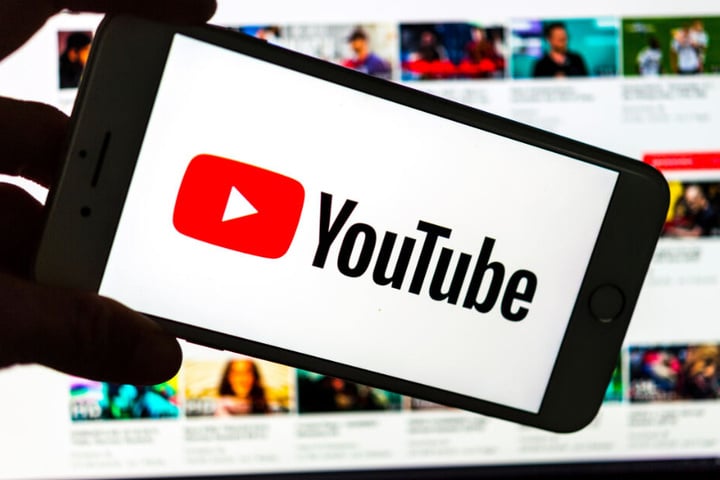 Auf YouTube sollen Upload-Filter entscheiden, welche Inhalte gegen das Urheberrecht verstoßen und welche nicht. (Symbolbild)