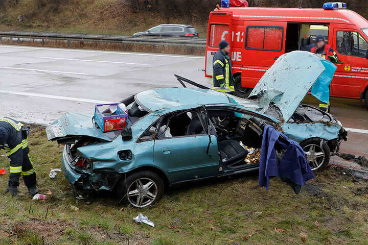 Der Audi überschlug sich mehrfach.