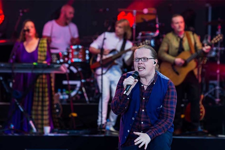 Angelo Kelly und seine Geschwister haben eine besondere Beziehung zu Dresden.