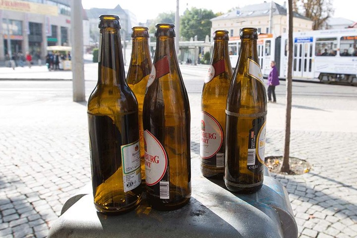 Kein Bier am Postplatz: Die Stadt Plauen will ab Mai ein Alkoholverbot durchsetzen.