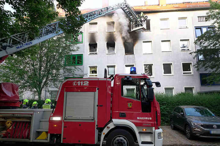 In einer Wohnung im zweiten Stock brach das Feuer aus.
