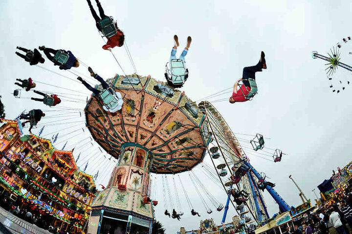 Noch eine Woche können sich alle Adrenalinjunkies auf der Frühjahrskleinmesse am Cottaweg vergnügen.