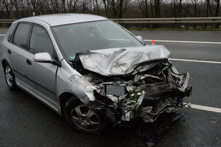 der Wagen war nach dem Unfall nur noch Schrott.