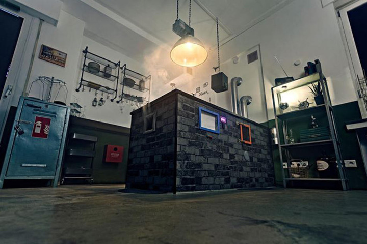 "Der Sullivan Versuch" ist der zweite Escape Room der Gründer. Hier müsst Ihr das Labor des Professors rechtzeitig verlassen!
