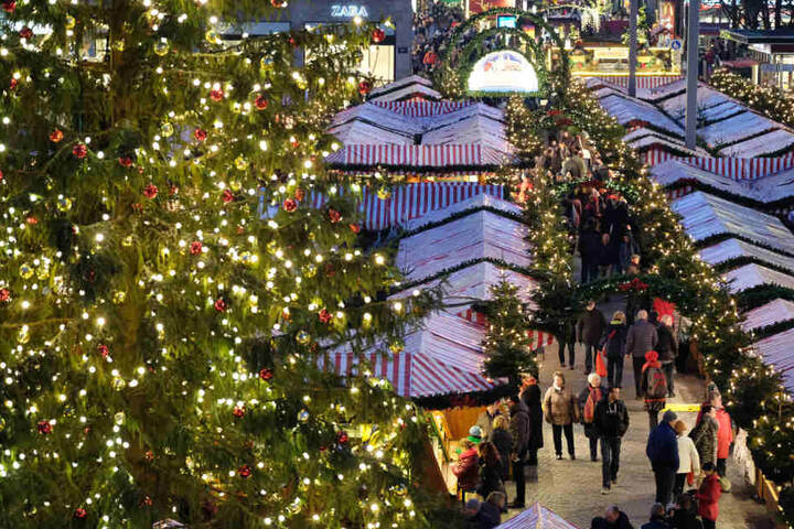 Der diesjährige Leipziger Weihnachtsmarkt hat vom 27. November bis 23. Dezember geöffnet.