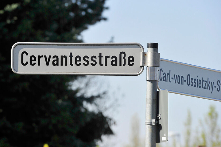 Das Drama soll sich im idyllischen Adelsberg auf der Cervantestraße abgespielt haben.