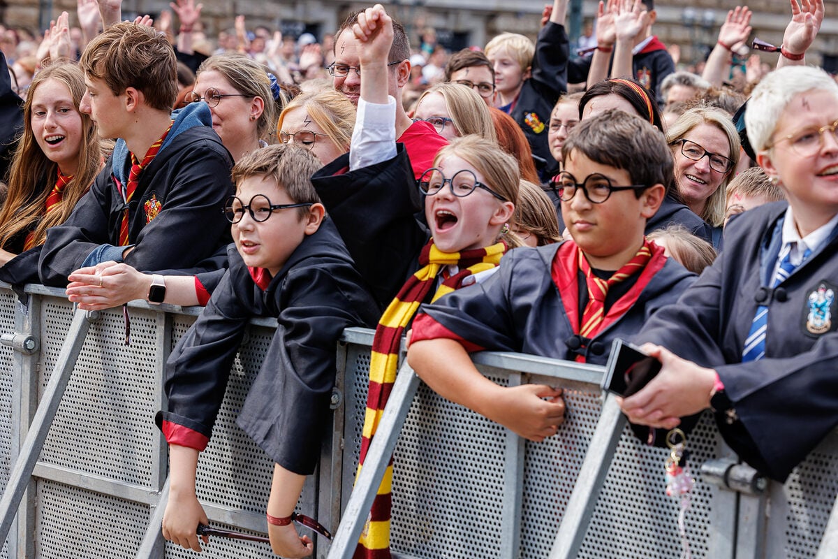 Harry Potter verzaubert Hamburg: Erstes "Back to Hogwarts"-Fan-Event in Deutschland
