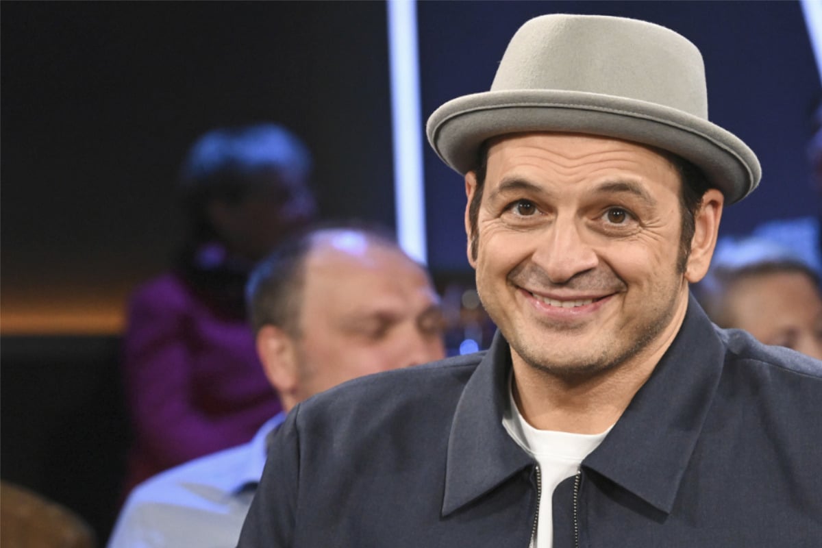 Kaya-Yanar-spricht-offen-ber-seine-schwere-Kindheit-Mein-Vater-war-sehr-streng-