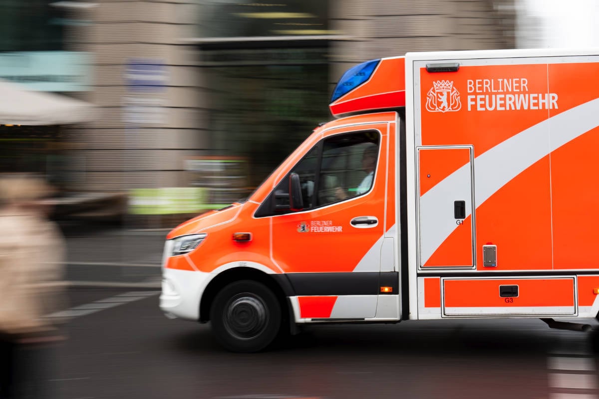 Crash-in-Reinickendorf-endet-f-r-Biker-in-U-Bahnhof