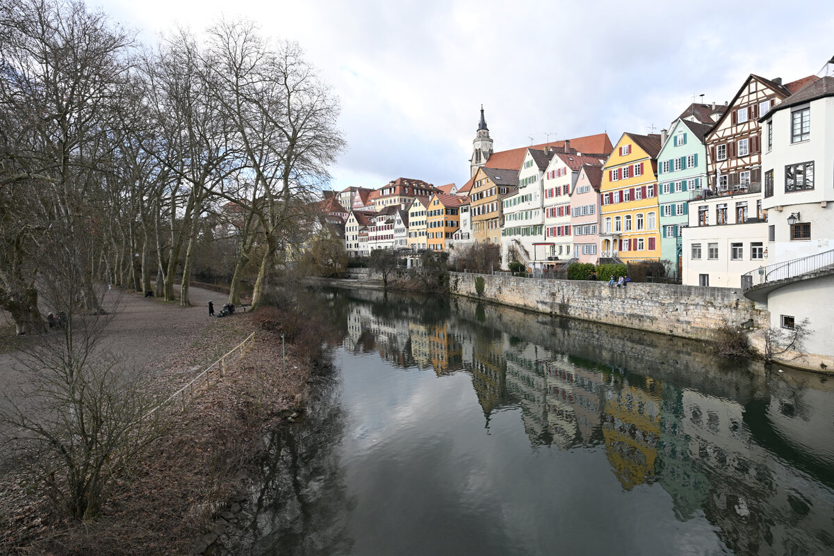 Tübingen: Spaziergänger finden Leiche in Neckar