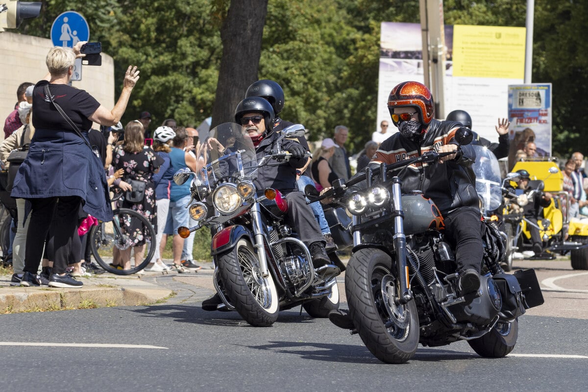 Dresden im Harley-Fieber! Tausende Biker knattern durch die City