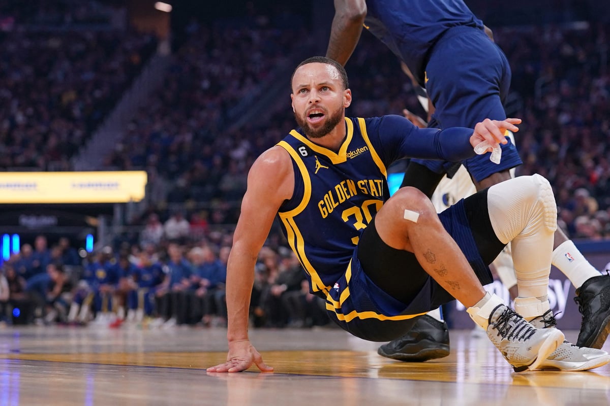 Steph Curry Injury Update Deals Serious Blow To Warriors' Season