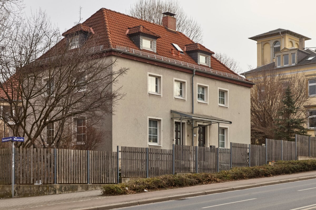 Stadt-Dresden-verkauft-sogar-Immobilien
