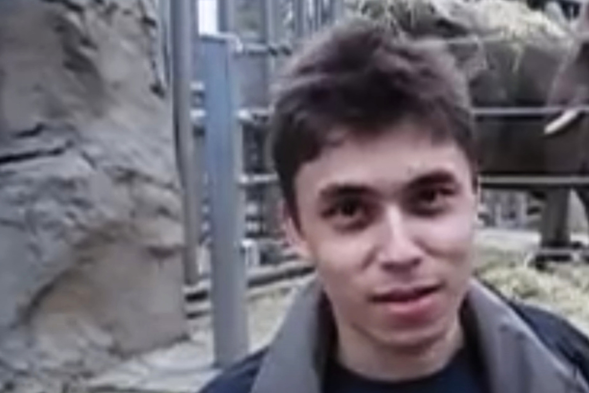 Jawed aus SachsenAnhalt ER lud vor 15 Jahren das erste YouTubeVideo hoch