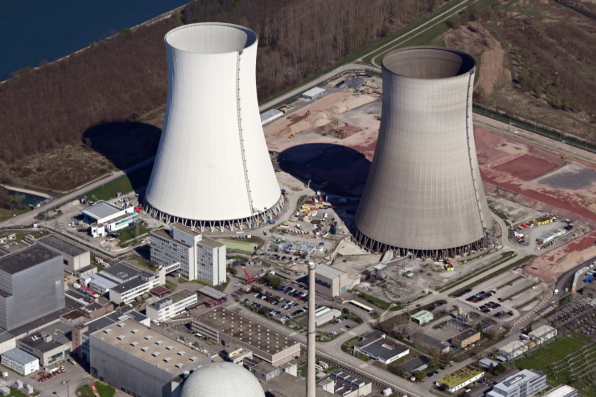Atomkraftwerk Philippsburg Kuhlturme Werden Gesprengt Und Keiner Soll Zuschauen 24
