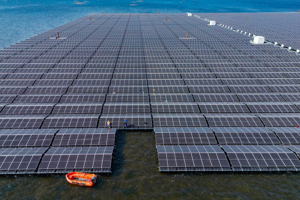 schwimmen-bald-solaranlagen-auf-der-nordsee