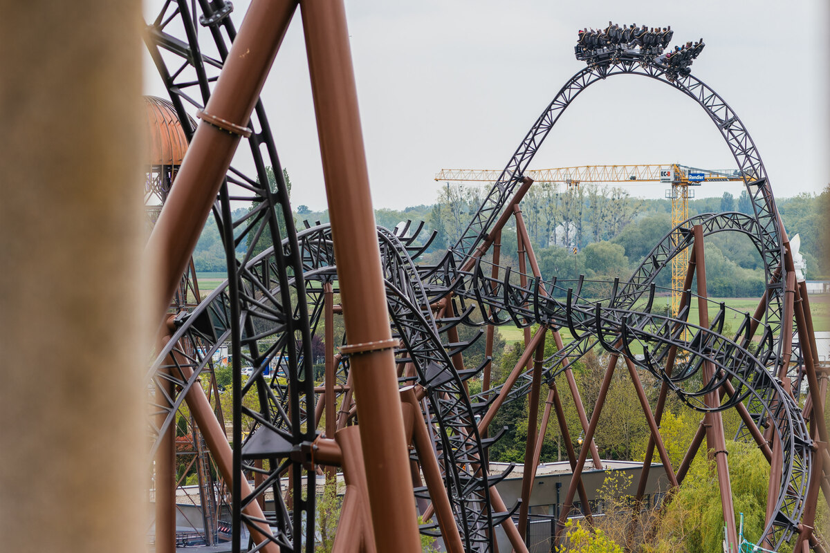 Nach Gro Brand Im Europa Park Zwei Fahrgesch Fte Starten Wieder Voll