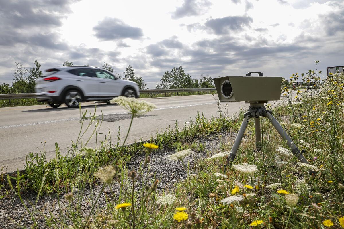 Blitzer Horror! Mit 321 Km/H Geblitzt – Polizei Bestraft Raser Drastisch – So Viel Muss Er Zahlen! - c5zmgqh