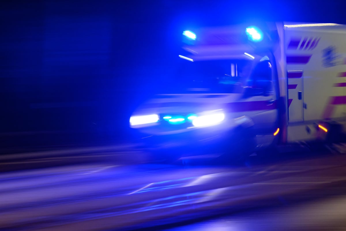 T-dlicher-Unfall-im-Osten-von-Dresden-Motorradfahrer-18-ger-t-in-Gegenverkehr