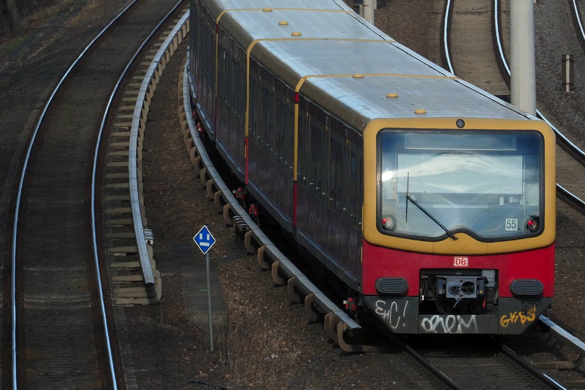 Personalausfall führt zu S-Bahn-Chaos und Ersatzverkehr