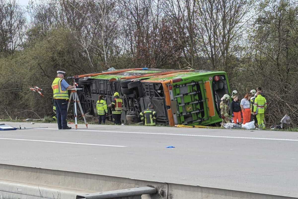 Vier Tote und über 30 Verletzte bei Flixbus-Unfall nahe Leipzig: Sperrung der A9 ist aufgehoben
