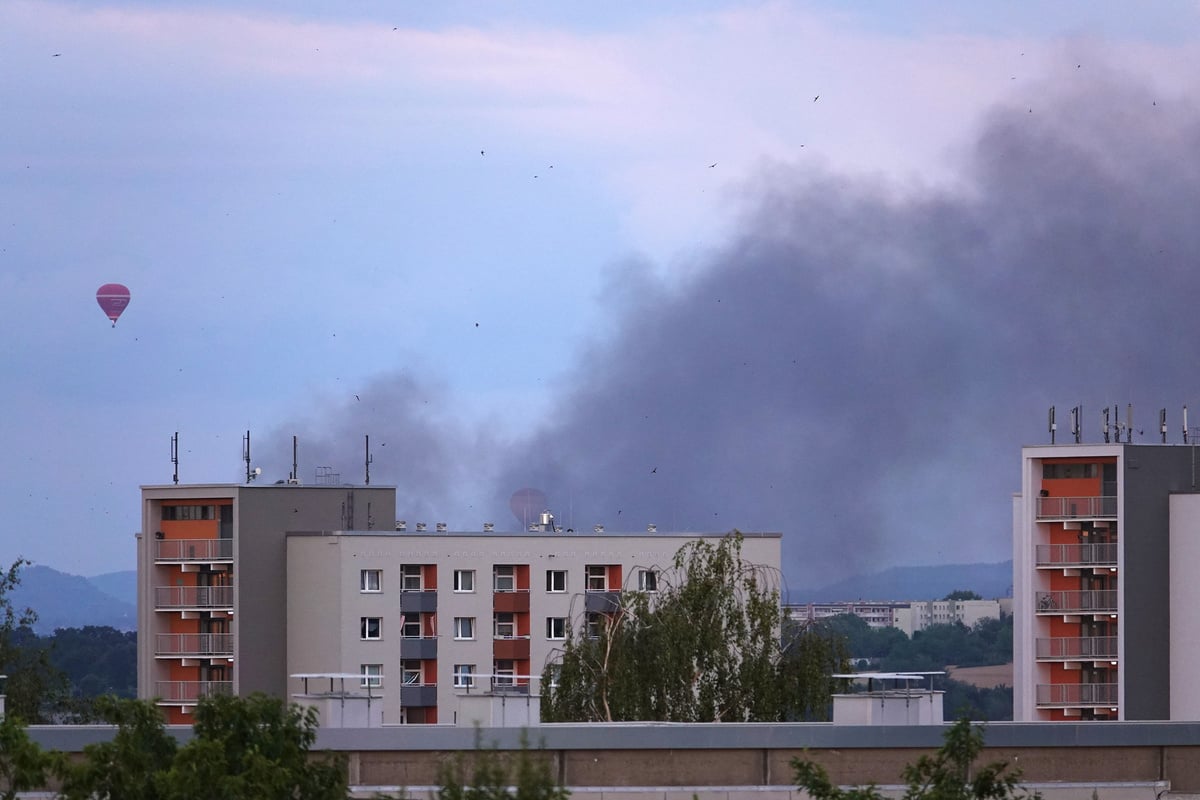 Rauchwolke über Dresden: Polizei geht von Brandstiftung aus!
