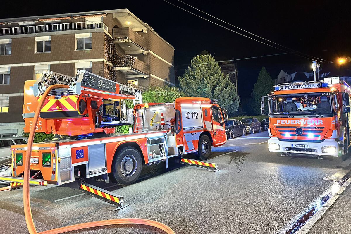 Wohnhausbrand in Stuttgart: Eine Person verletzt