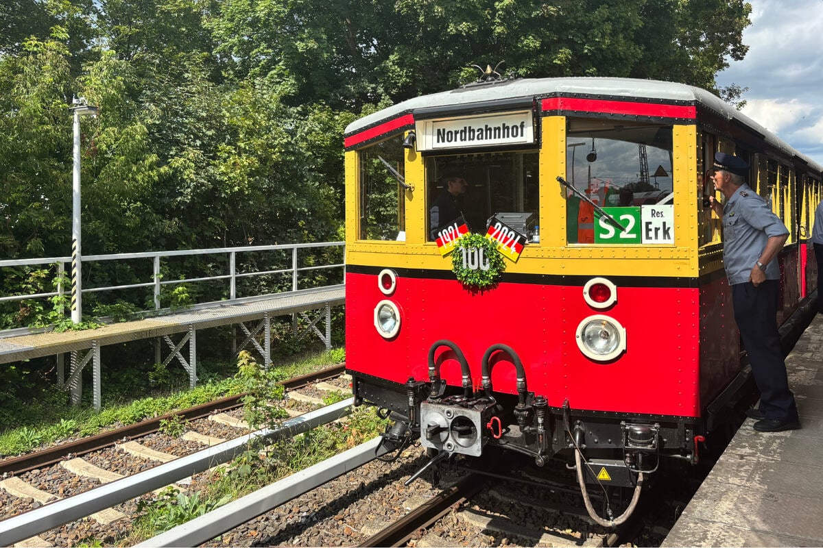 100 Jahre Berliner S-Bahn: Sonderzug fährt von Bernau nach Nordbahnhof