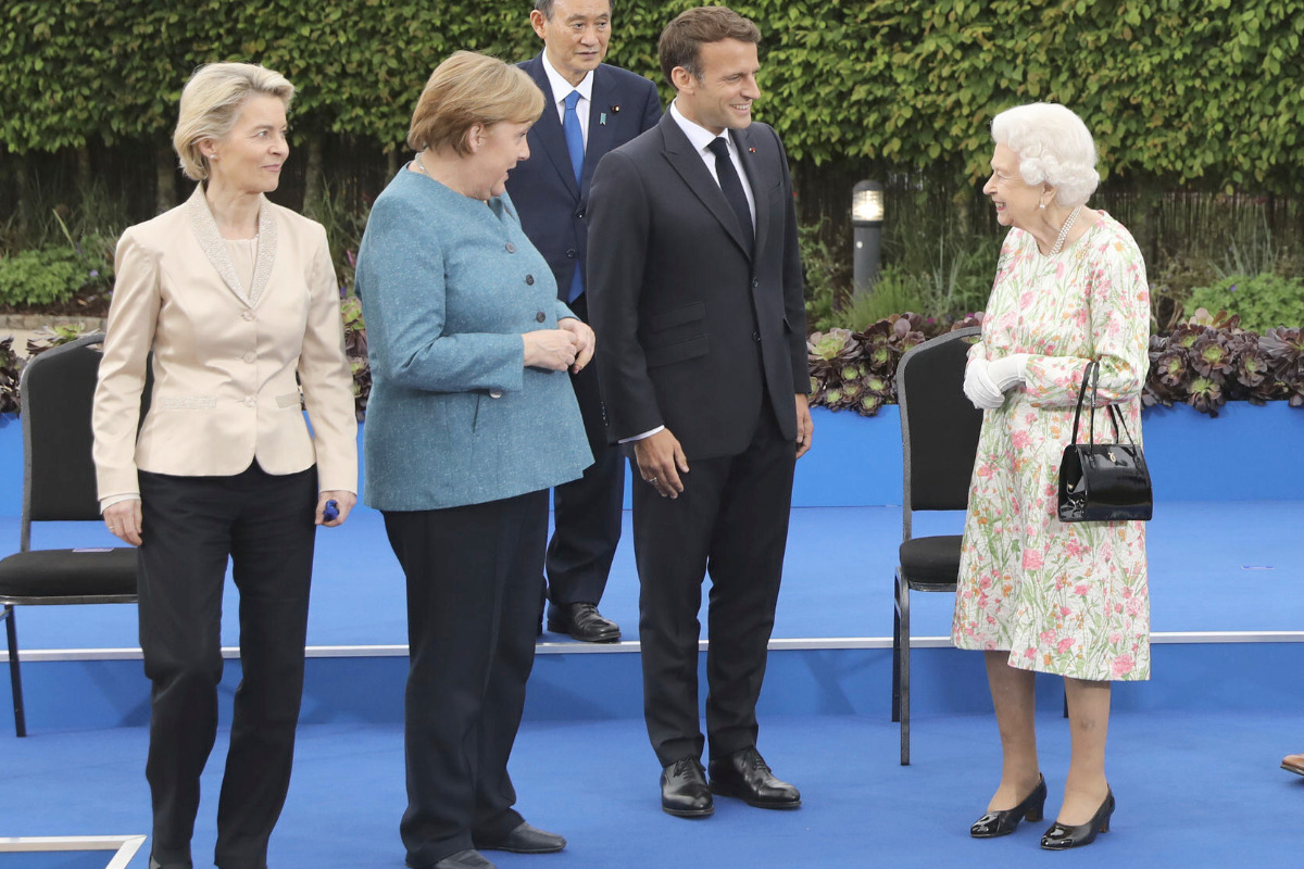 Mit 95 hat sie's noch drauf: Queen sorgt bei G7-Gipfel für Lacher