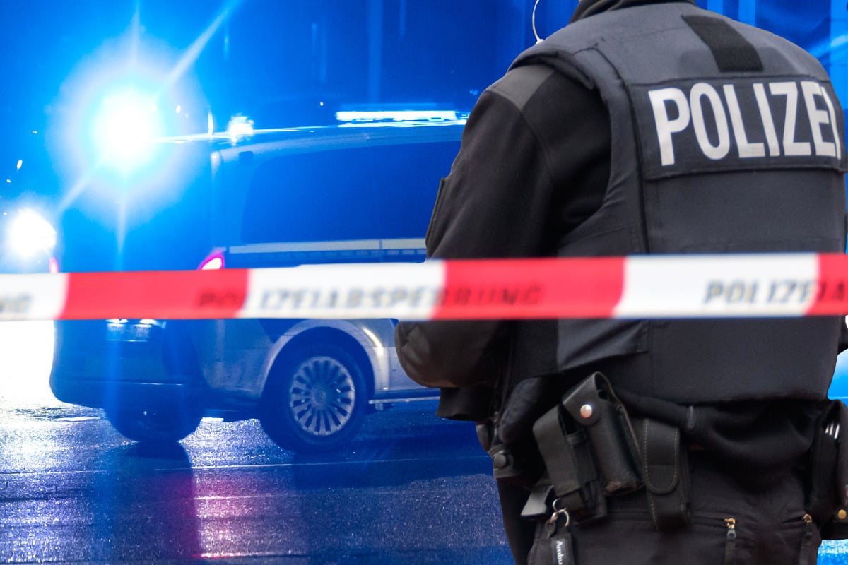 Versuchter Mord in Frankfurt? Frau steht am Fenster, plötzlich fällt ein Schuss