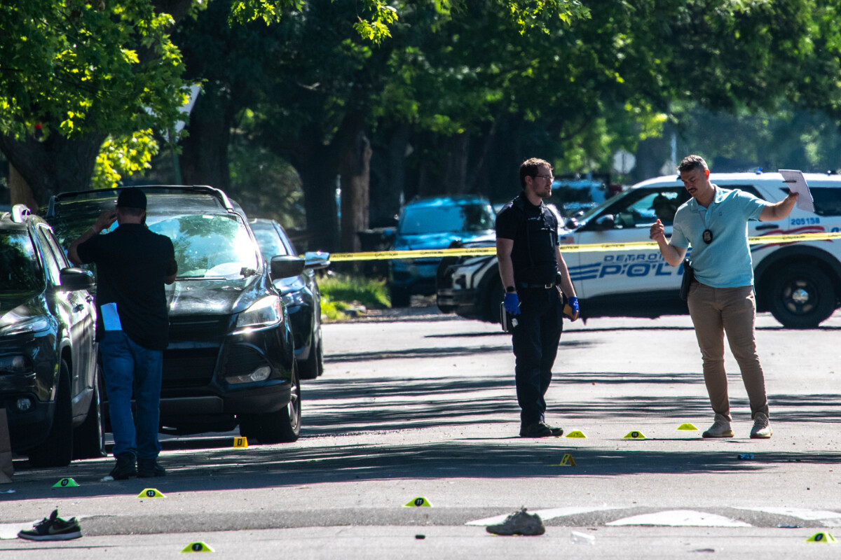Schüsse bei Straßenfest: Zwei Tote und 19 Verletzte