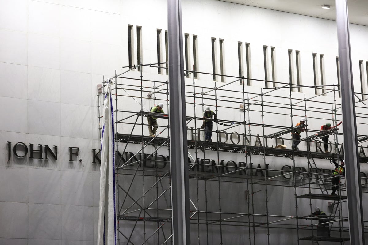 Removal of Trump's name from Kennedy Center begins after court ruling