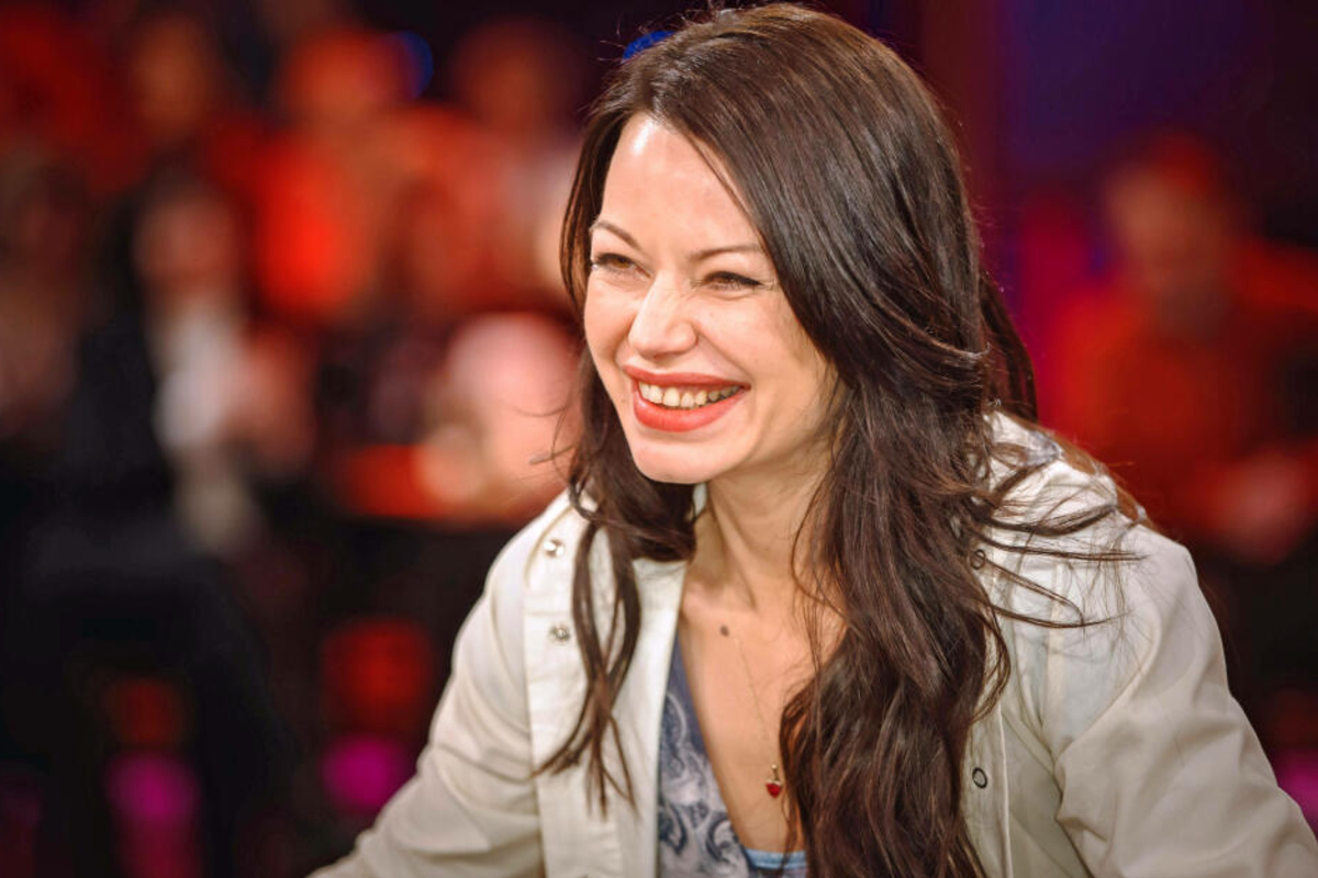 Tochter Von Nina Hagen Zu Gast Im MDR Riverboat