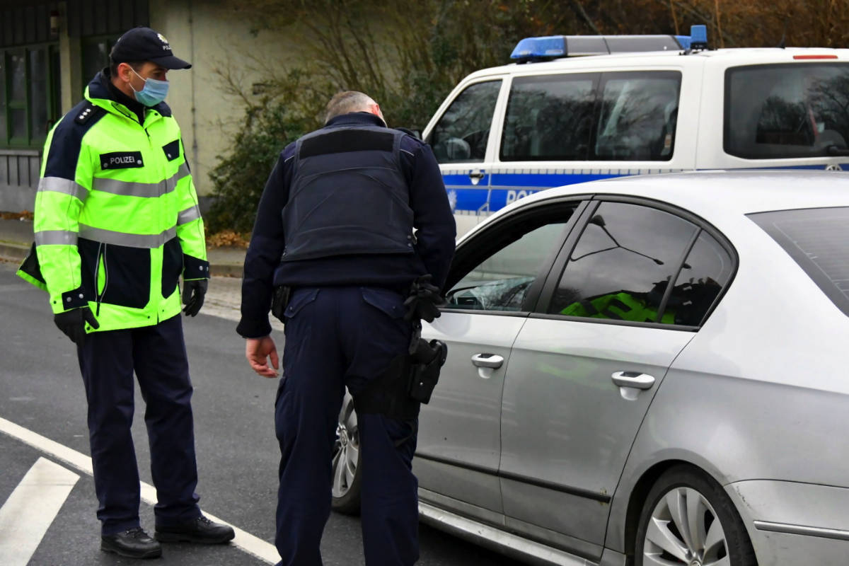 Mit Geklautem Auto Und Ohne F hrerschein Unterwegs Nach Polen 23 