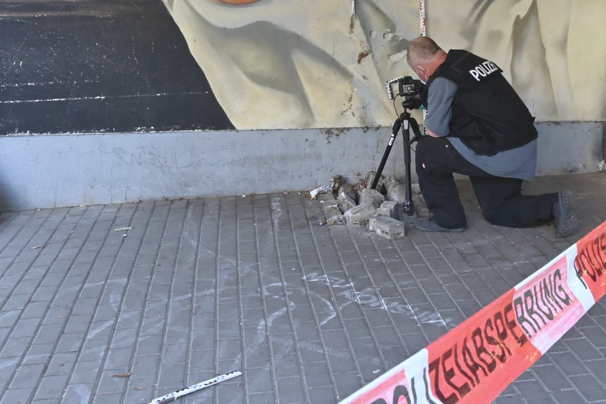 Geldautomat von Leipziger Supermarkt-Eingang gestohlen