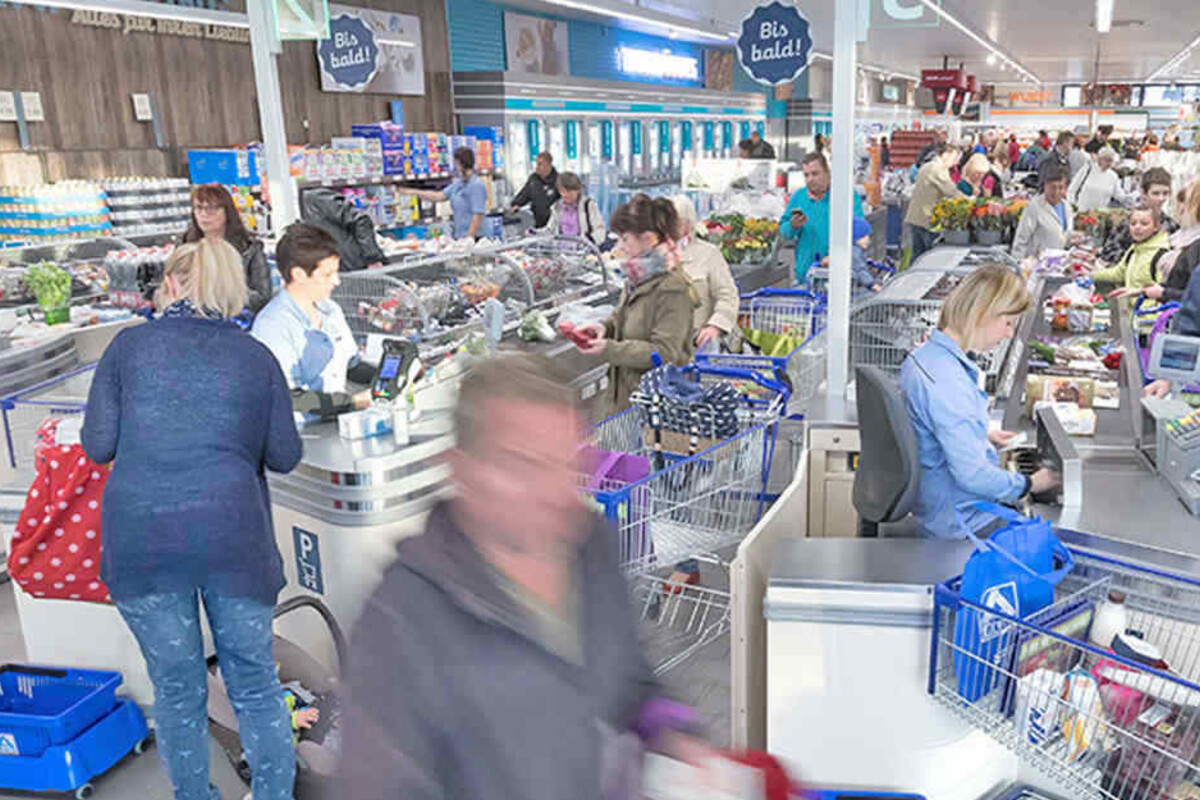 ALDI eröffnet heute in Löbtau. Die ersten 100 Kunden gewinnen alle