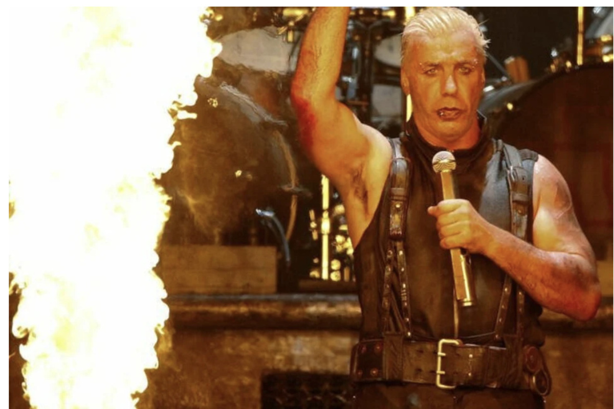 Zpěvák skupiny Rammstein Till Lindemann začíná turné ve svém rodném městě Lipsku