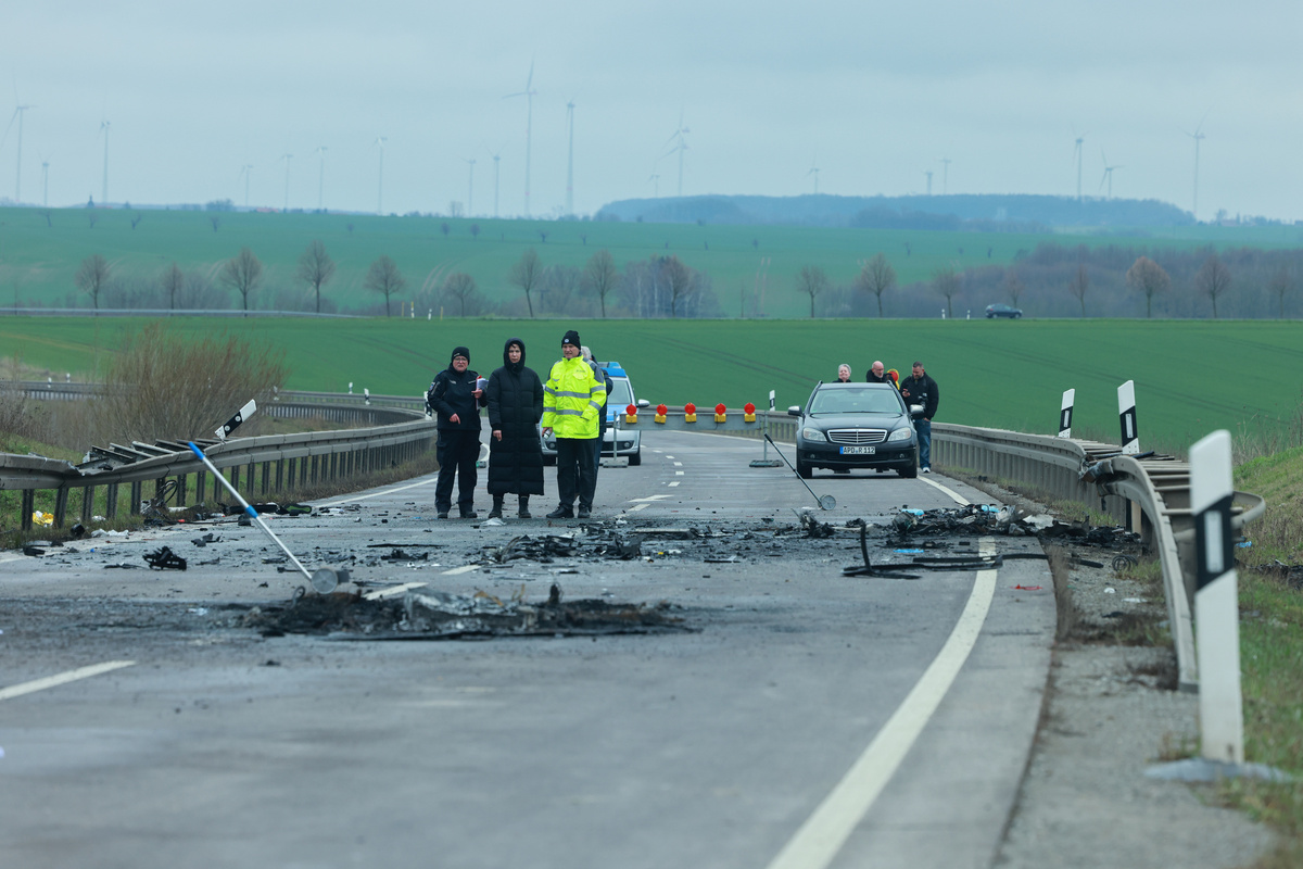 Nach Horror-Unfall In Bad Langensalza: Todesfahrer Wohl Weiterhin In ...