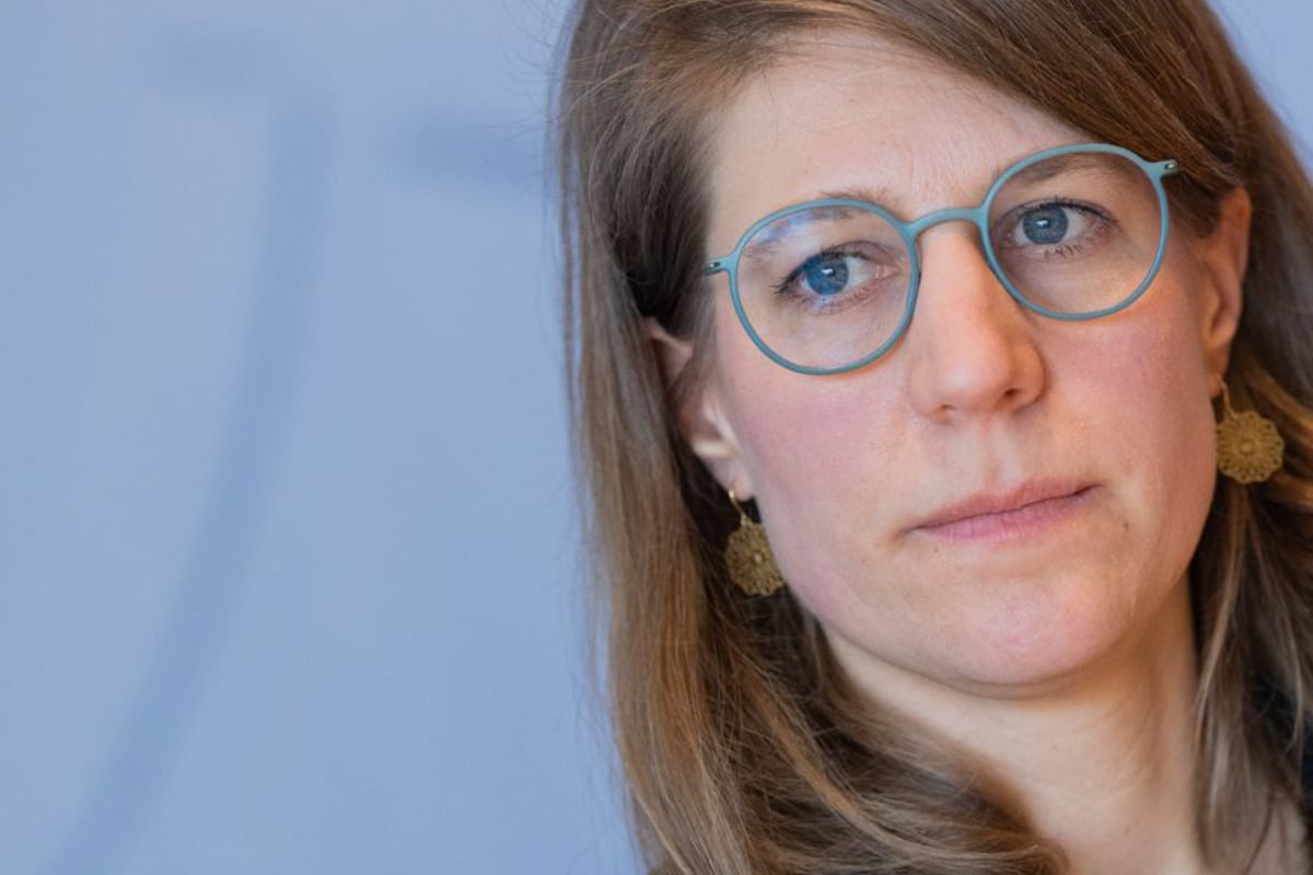 Keine-sozialen-Medien-mehr-f-r-Kinder-Neue-NRW-Familienministerin-spricht-Klartext