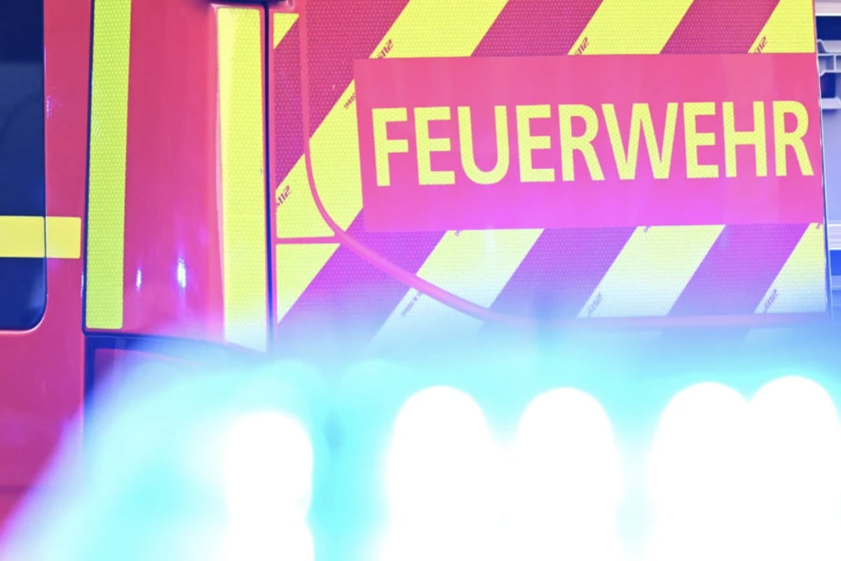 Sofa-brennt-Mehrfamilienhaus-muss-evakuiert-werden