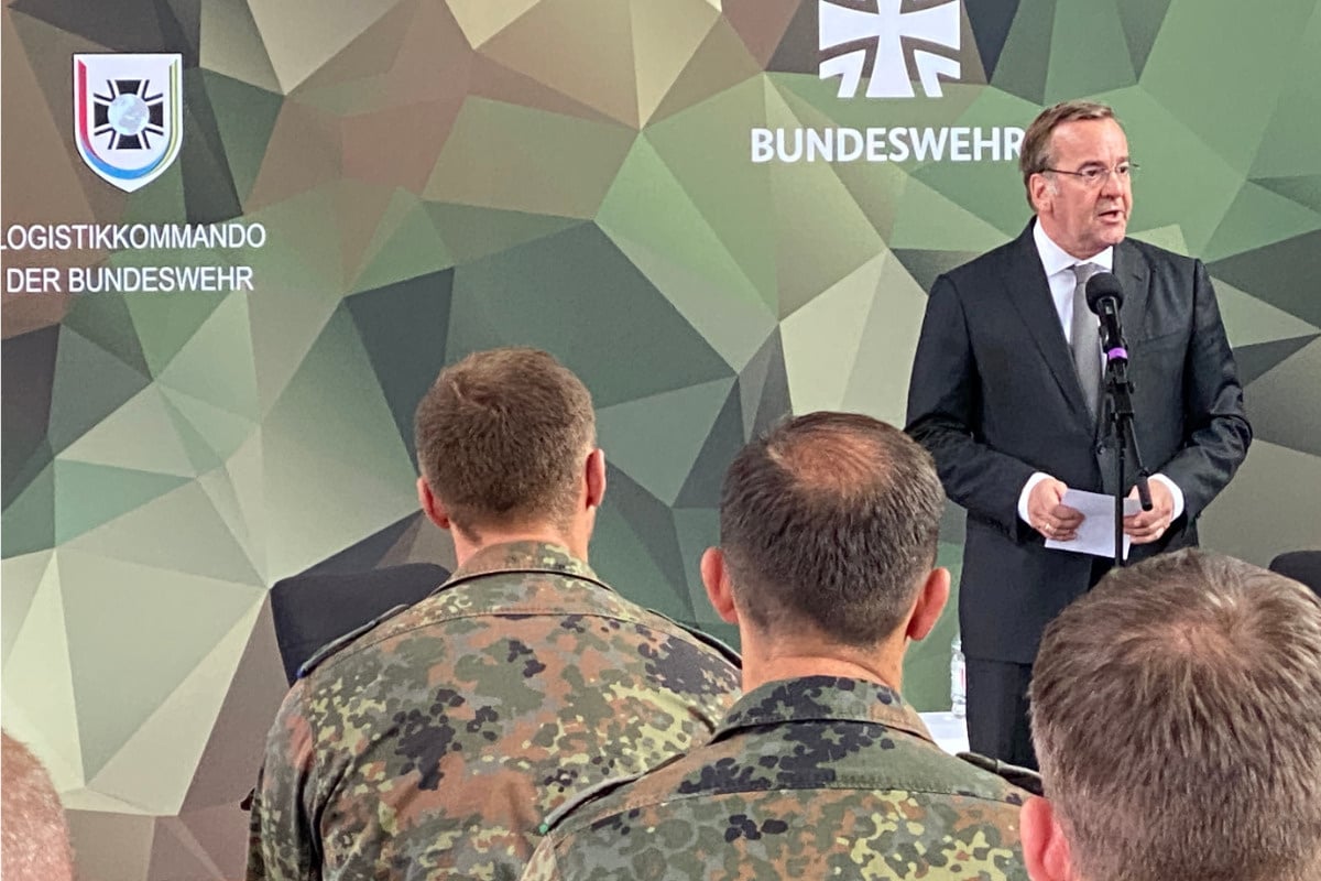 Millionen-Investitionen angekündigt: Verteidigungsminister Pistorius besucht Bundeswehr in Erfurt